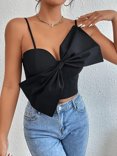 Miniatura 4 de SOLY HUX Camiseta corta sexy con lazo grande para mujer, camiseta corta con tirantes delgados, sin mangas, espalda fruncida