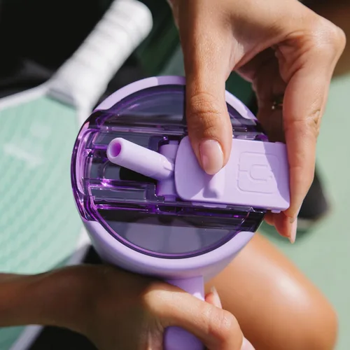 Miniatura 19 de BrüMate Era Flip - Vaso de 30 onzas con tapa con pajilla cubierta 100 % a prueba de fugas, popote higiénico cubierto, botella de agua de acero