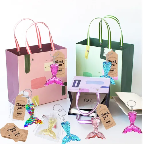 Miniatura 4 de CiciBear Paquete de 60 juegos de fiesta de lentejuelas de doble cubierta con 20 llaveros, 20 etiquetas de agradecimiento y 20 bolsas para fiesta