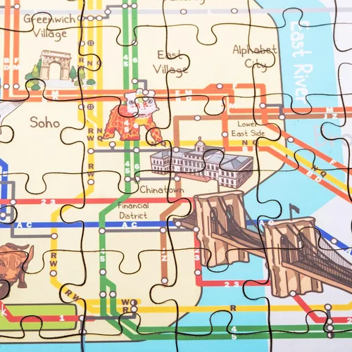 Miniatura 7 de New York Manhattan - Rompecabezas de madera con mapa del metro de 152 piezas, 10 x 15 pulgadas