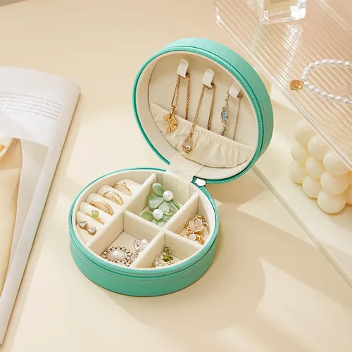 Miniatura 2 de CASEGRACE Joyero de viaje, pequeño joyero para mujer, mini organizador de joyas portátil con cremallera para anillos, aretes, collares, pulseras