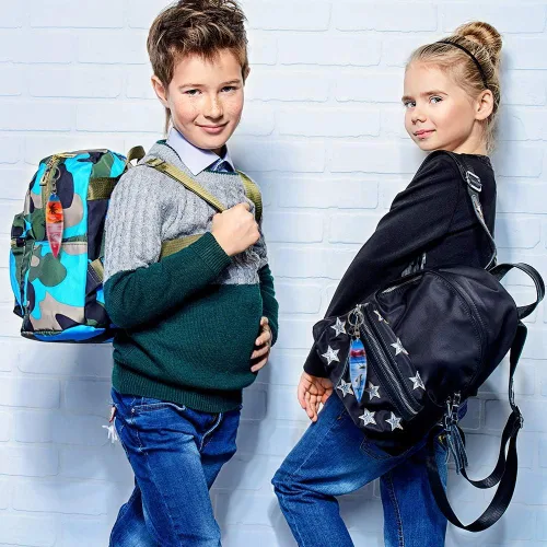 Miniatura 5 de ArtCreativity Llaveros de madera para tabla de surf, juego de 12, divertidos llaveros para mochila, bolso, equipaje, grandes recuerdos de fiesta