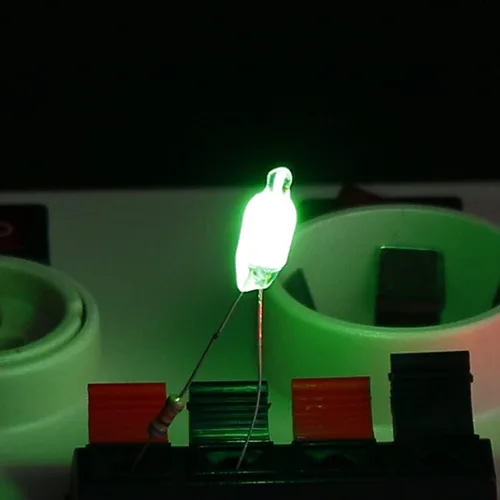 Miniatura 6 de Othmro 100 bombillas LED F6 de 0.236 x 0.630 in de luz roja brillante CA 220 V, bombillas de luz de neón duraderas para lámparas de neón brillantes