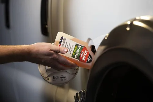 Miniatura 6 de STA-BIL Diesel Todo-Temporada - Anticongelante - Impulso de Cetano - Limpia y Lubrica el Sistema de Combustible - Demulsificación de Agua - Trata