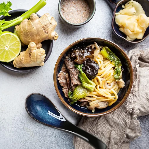 Miniatura 5 de Geiserailie Juego de 4 cucharas de sopa asiáticas de cerámica con mango largo, cucharas chinas retro azules, cucharas japonesas para ramen