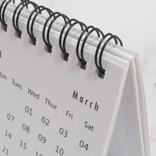 Miniatura 3 de Mini calendarios de escritorio de enero de 2026 a diciembre de 2026, calendario de bolsillo de 3 x 3.8 pulgadas, bobina de acero abatible de pie
