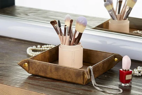 Miniatura 7 de OARIE Bandeja de cuero para mesita de noche, bandeja de almacenamiento, organizador de joyas para hombres, cartera para llaves, monedas, bandeja