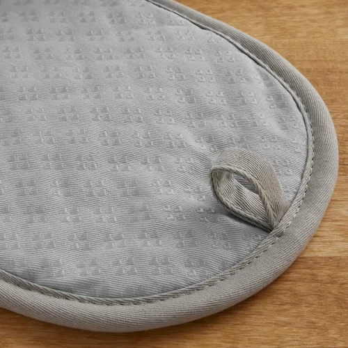 Miniatura 7 de KitchenAid Albany - Juego de toallas de cocina y soporte para ollas (paquete de 4)
