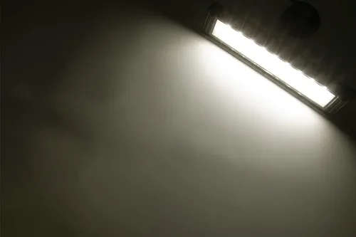 Miniatura 3 de Raycharm Lámpara de inundación LED exterior de 13 pulgadas, haz de ángulo descendente de 40°, blanco natural de 4000 K, 12 V/24 V CC, salida de alto