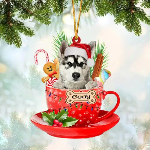 NAZENTI Adorno personalizado de Alaskan Malamute en taza roja, adorno de Navidad personalizado para perros amantes de las mascotas, colgante
