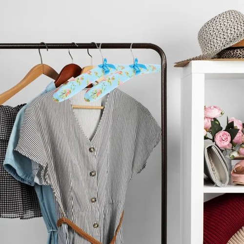 Miniatura 2 de Zerodeko 10 perchas cubiertas de tela con estampado floral, perchas acolchadas de madera antideslizantes envueltas de tela para mujeres