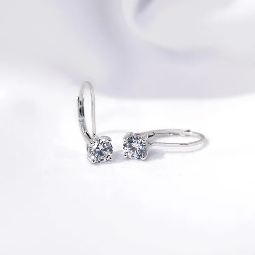 Miniatura 5 de Tienda Essentials Pendientes de plata de ley chapados en platino con circonita con elementos infinitos (anteriormente colección Tienda)