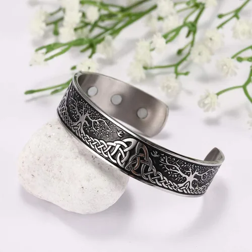 Miniatura 5 de EVBEA Collar de cruz celta para hombre, nudo irlandés vikingo, colgante de oración de serenidad, crucifijo, joyería para hombre con cadena de acero