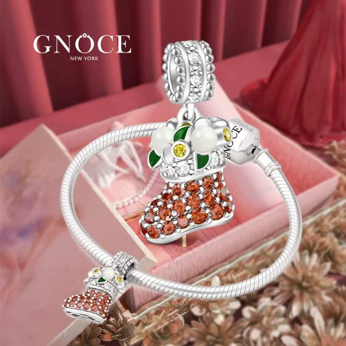 Miniatura 2 de GNOCE Dije de calcetín navideño con piedras brillantes y pera blanca de plata de ley 925, dije colgante de feliz Navidad para pulseracollar, regalo