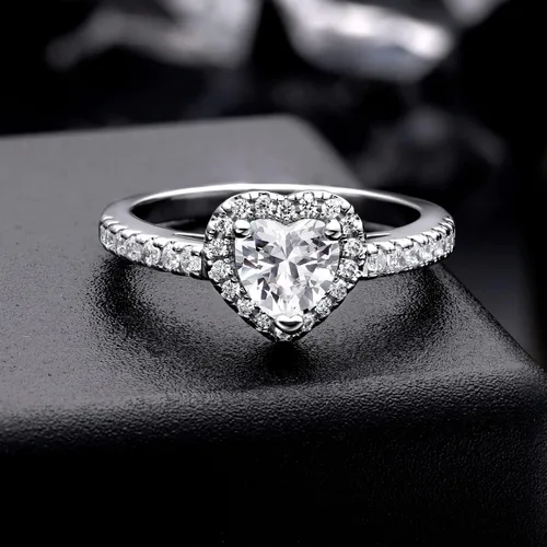 Miniatura 5 de MDFUN Juego de anillos de compromiso con halo de corazón tres en uno, anillo de compromiso chapado en oro blanco de 18 quilates, circonita cúbica