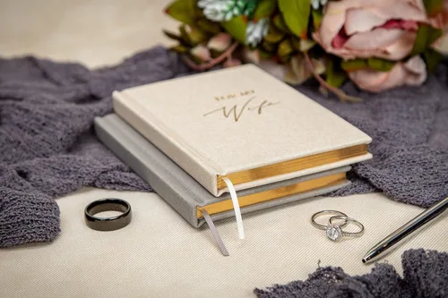 Miniatura 5 de MUUJEE Libros de Votos de Tapa Dura (Juego de 2) – Libros de Discursos de Ceremonia de Boda con Relieve de Papel Metalizado para Renovación