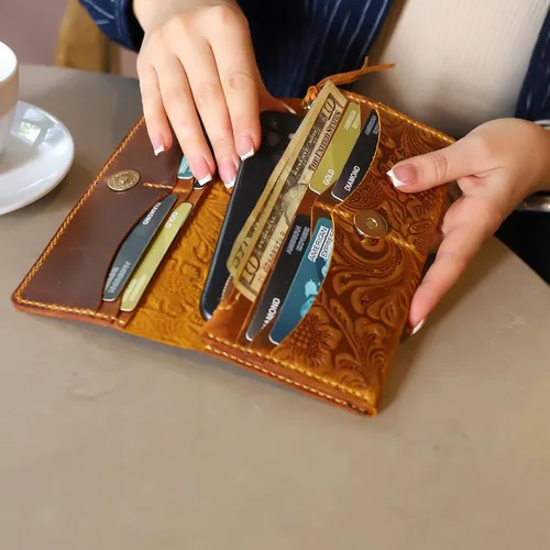 Miniatura 5 de Toros Craft Cartera larga hecha a mano para mujer, de cuero de gran capacidad, carteras florales occidentales, funda para teléfono celular, funda
