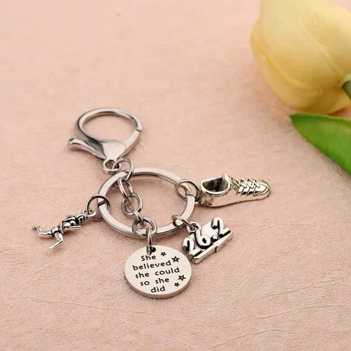 Miniatura 5 de FUSTMW Llavero de corredor de regalo de maratón, joyería de maratón, regalos para correr