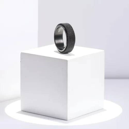 Miniatura 45 de King Will Anillo de ansiedad giratorio para hombre, color negro, plateado, dorado, 0.315 in, cadena de malla de alambre de acero inoxidable, malla