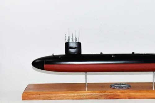 Miniatura 2 de Modelo submarino USS Finback SSN-670