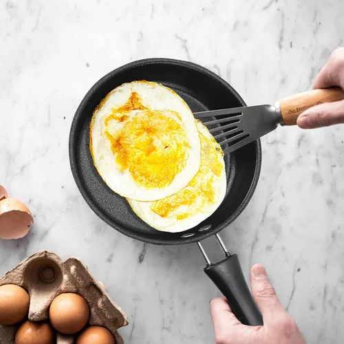 Miniatura 8 de Sartén pequeña para huevos de 4.7 pulgadas, sartén de acero inoxidable, sartén para tortilla de una sola porción, sartén pequeña antiadherente