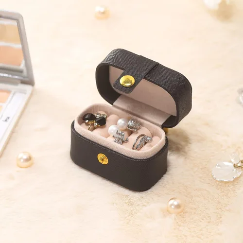 Miniatura 4 de CASEGRACE Pequeña caja de joyería para anillos, mini joyero de viaje, estuche de almacenamiento portátil para anillos y aretes, regalos para mujeres