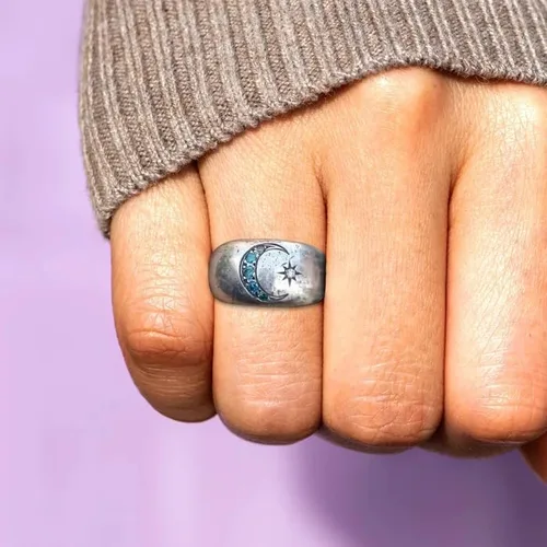 Miniatura 6 de UTOYA Anillo de escuadrón con texto en inglés "We Always Have Each Other's Back", anillo vintage de circón pavimentado con sol y luna para mujer