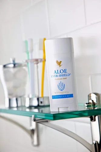 Miniatura 3 de Forever Living Aloe Ever-Shield, desodorante sin aluminio con aloe calmante, protección contra olores durante todo el día para pieles sensibles