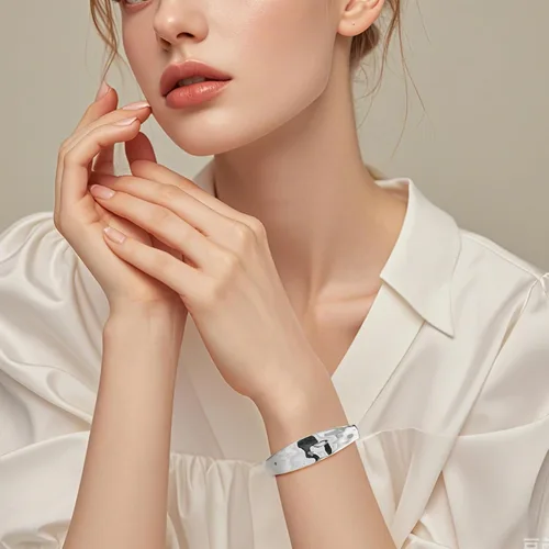 Miniatura 3 de Brazalete grueso de plata de ley estilo vintage con textura martillada estilo declaración, pulseras abiertas para mujer