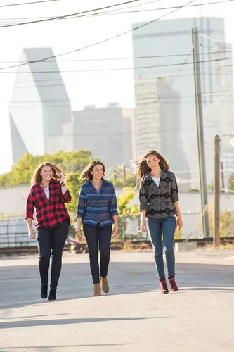 Miniatura 5 de Dickies Jeans de mezclilla con forma perfecta para mujer, talla grande