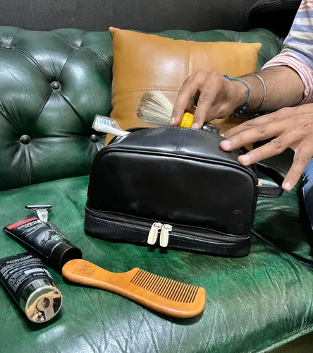 Miniatura 6 de RUSTIC TOWN Neceser de cuero – Kit impermeable para hombres y mujeres, organizador de viaje para artículos esenciales de tamaño completo, aprobado