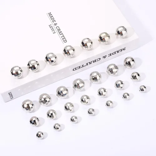 Miniatura 6 de 50 cuentas de bola de discoteca para hacer joyas, cuentas reflectantes de bola de espejo facetadas, dijes plateados de mini bola de discoteca