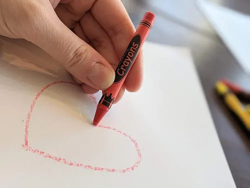 Miniatura 6 de CrayonKing 3,000 crayones a granel (750 piezas de rojo, verde, azul y amarillo) – No se empaquetan en bolsa de plástico. No tóxicos, perfectos