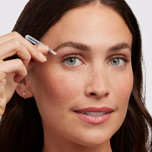 Miniatura 5 de Tweezerman Hollygraphic Micro - Juego de pinzas para cejas para mujeres y hombres