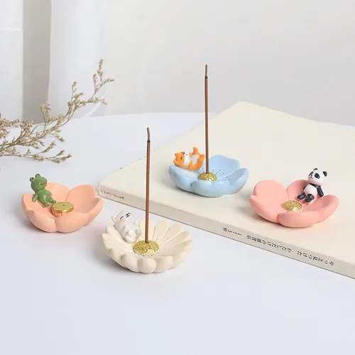 Soporte de incienso de estilo japonés para palos, bonitas flores de cerámica hecho a mano para quemador de incienso o atrapador de cenizas de
