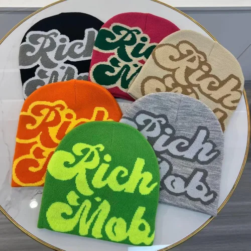 Miniatura 3 de CORIRESHA Gorros Y2K para hombre, gorro de punto con letras gráficas, gorro de invierno suave y cálido