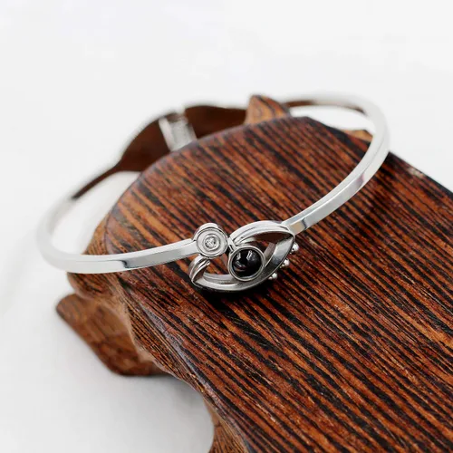 Miniatura 3 de Anillo de proyección de memoria con texto en 100 idiomas "I Love You" para parejas