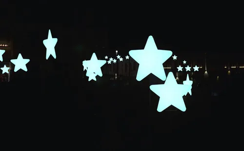 Miniatura 6 de 200 calcomanías de pared de plástico noctilucente fluorescente de 1.2 pulgadas que brillan en la oscuridad, para el hogar, techo, pared, dormitorio