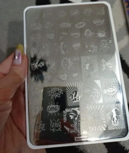 Miniatura 4 de WOW OMG COOL - Plato de estampado de uñas con letras y palabras con imagen de personas, plantillas de arte de uñas de acero inoxidable para diseño