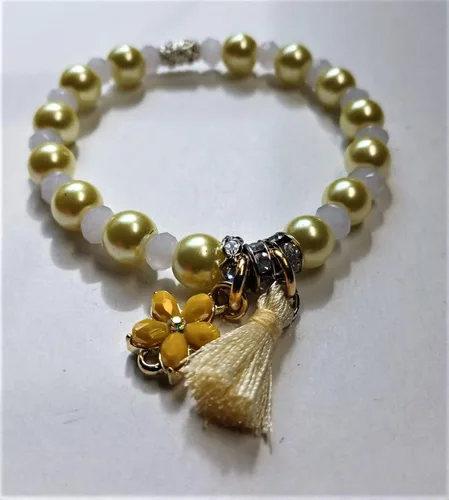 Miniatura 2 de Gold With Flower Charm Beaded Bracelet