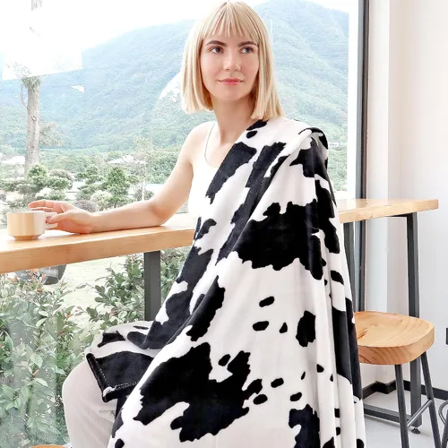 Miniatura 4 de Manta con estampado de vaca, suave, de forro polar negro y blanco, manta para sofá, cálida, acogedora, ligera, regalo con diseño de vaca para Manta