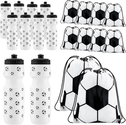 Talltalk 20 piezas de recuerdos de fiesta de fútbol, 10 botellas de agua de fútbol para niños de 24 onzas con 10 bolsas de regalo deportivas para
