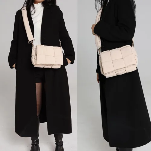 Miniatura 2 de NAARIIAN Bolso de hombro acolchado de nailon tejido bolso cruzado de diseñador engaña a las mujeres bolso de plumón