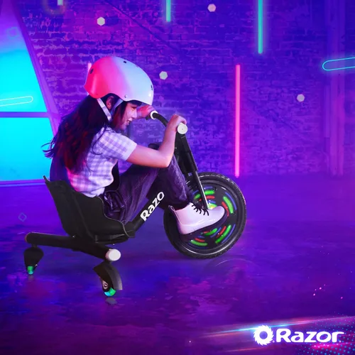 Miniatura 11 de Razor RipRider 360 Lightshow – Triciclo con ruedas traseras y con luces multicolor activadas por movimiento, triciclo de tres ruedas para derivar