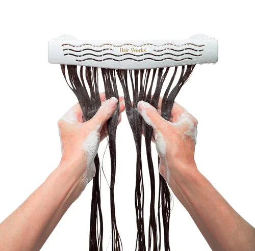Miniatura 3 de Hair Works 4-in-1, extensión de cabello estilo Caddy, liviano, impermeable y portátil, está diseñado para sujetar tus extensiones mientras se lava