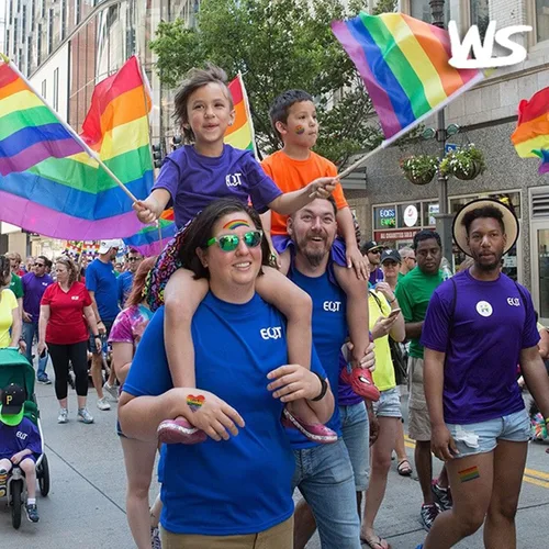 Miniatura 7 de Tatuajes del orgullo LGBT arco iris temporales tatuajes pegatinas de día del orgullo gay tatuaje falso corazón amor arco iris bandera diseños