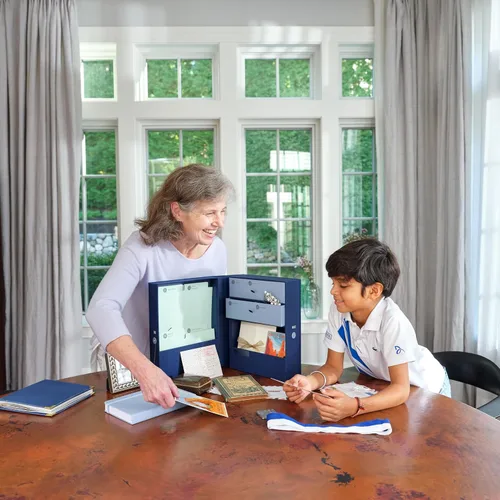 Miniatura 5 de Savor Organizador de recuerdos personalizado de archivos familiares Mantén organizados y seguros las herencias familiares atesoradas
