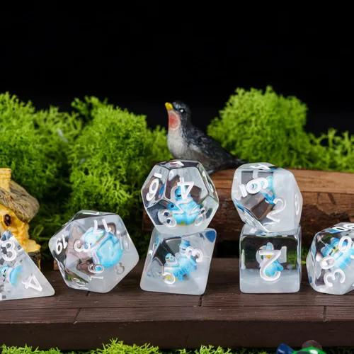 Miniatura 6 de Cusdie Dados DND de 7 troqueles, juego de dados poliédricos rellenos de animales, para juegos de rol, dados D&D (pingüino azul)