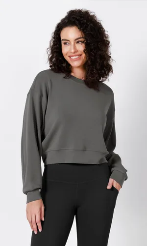 Miniatura 4 de ODODOS Sudaderas cortas de manga larga suaves de modal para mujer, de gran tamaño, cuello redondo
