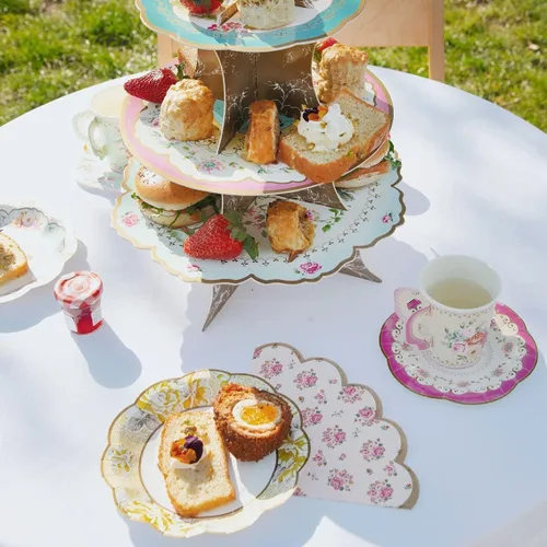 Miniatura 6 de Talking Tables Bonitos platos de papel florales Decoración de fiesta de té de la tarde del día de la madre, platos desechables verdaderamente